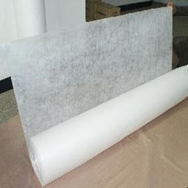 Putih Larut Air Dingin Non Woven Fabric Untuk Bordir Backing / Interlining